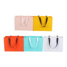 שקית מתנה